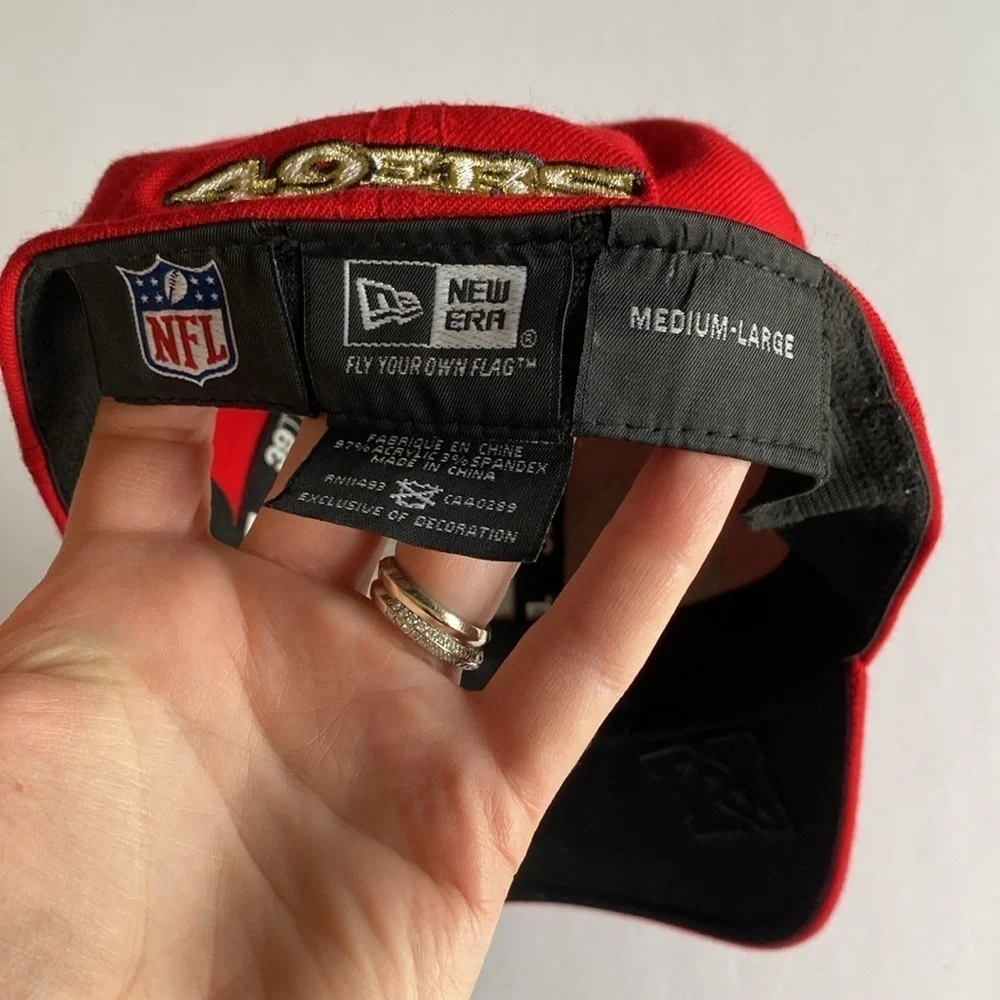 49ers red fitted hat Sz medium-large EUC